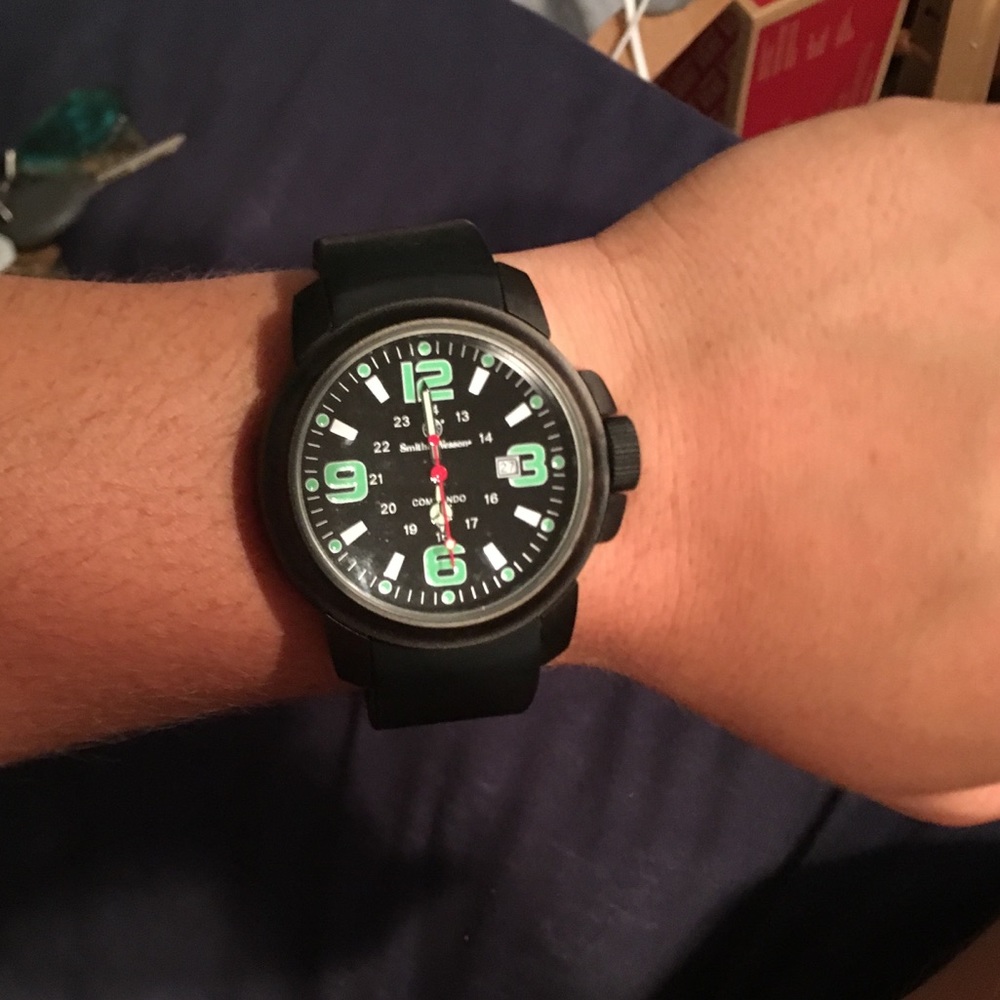 Smith & Wesson Commando watch